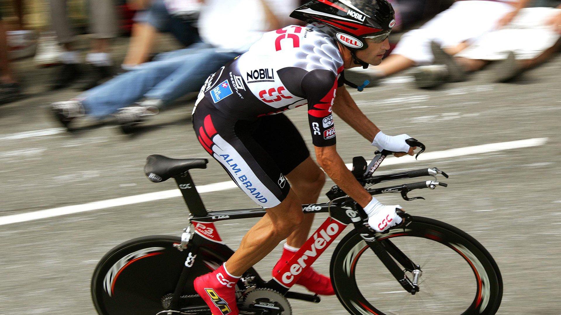 冰雪运动热潮席卷全国,全民参与助力体育强国梦