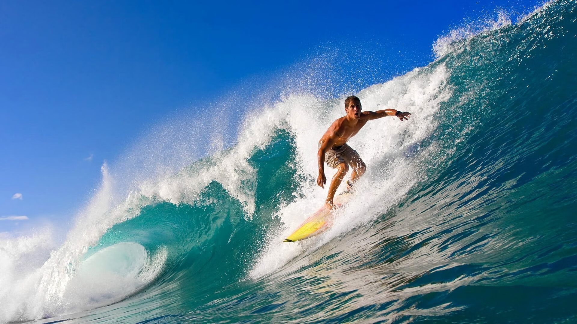 英雄联盟全球总决赛,巅峰对决引爆电竞热潮